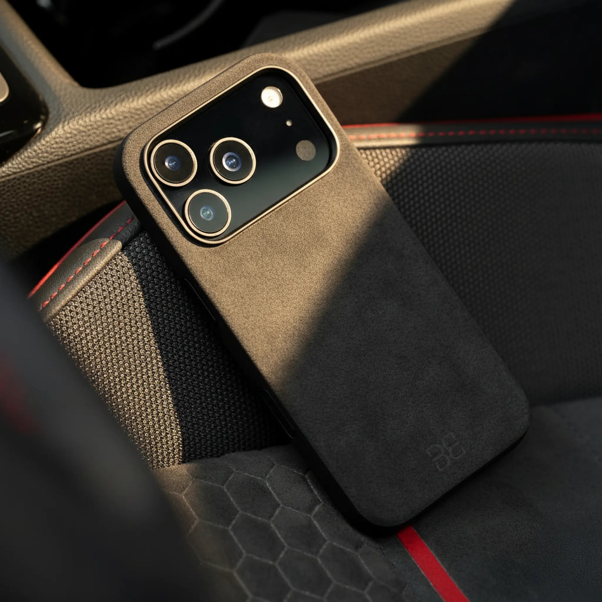Anthracite / iPhone 18 Pro Max