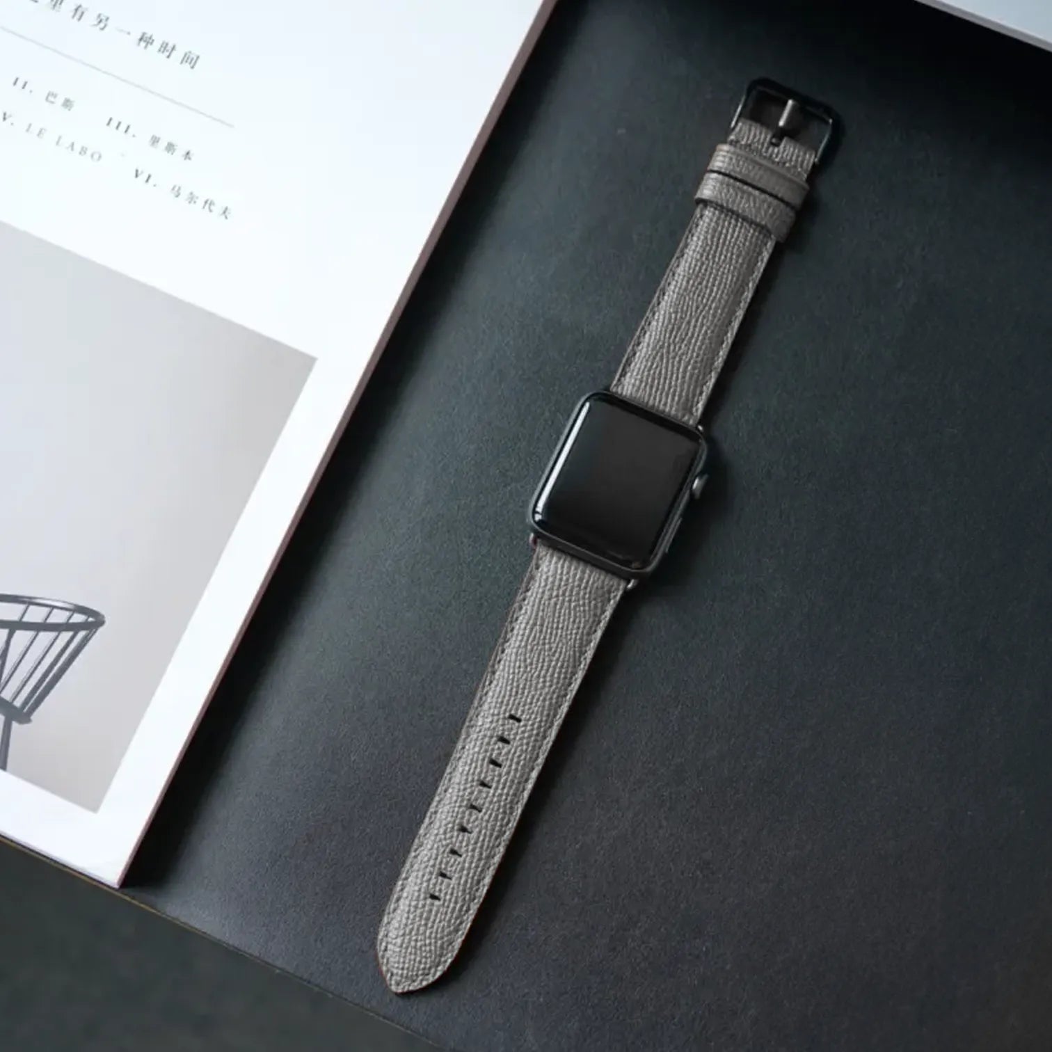 Grau / Ultra/46mm/45mm + Faltschließe / Schwarz Matt