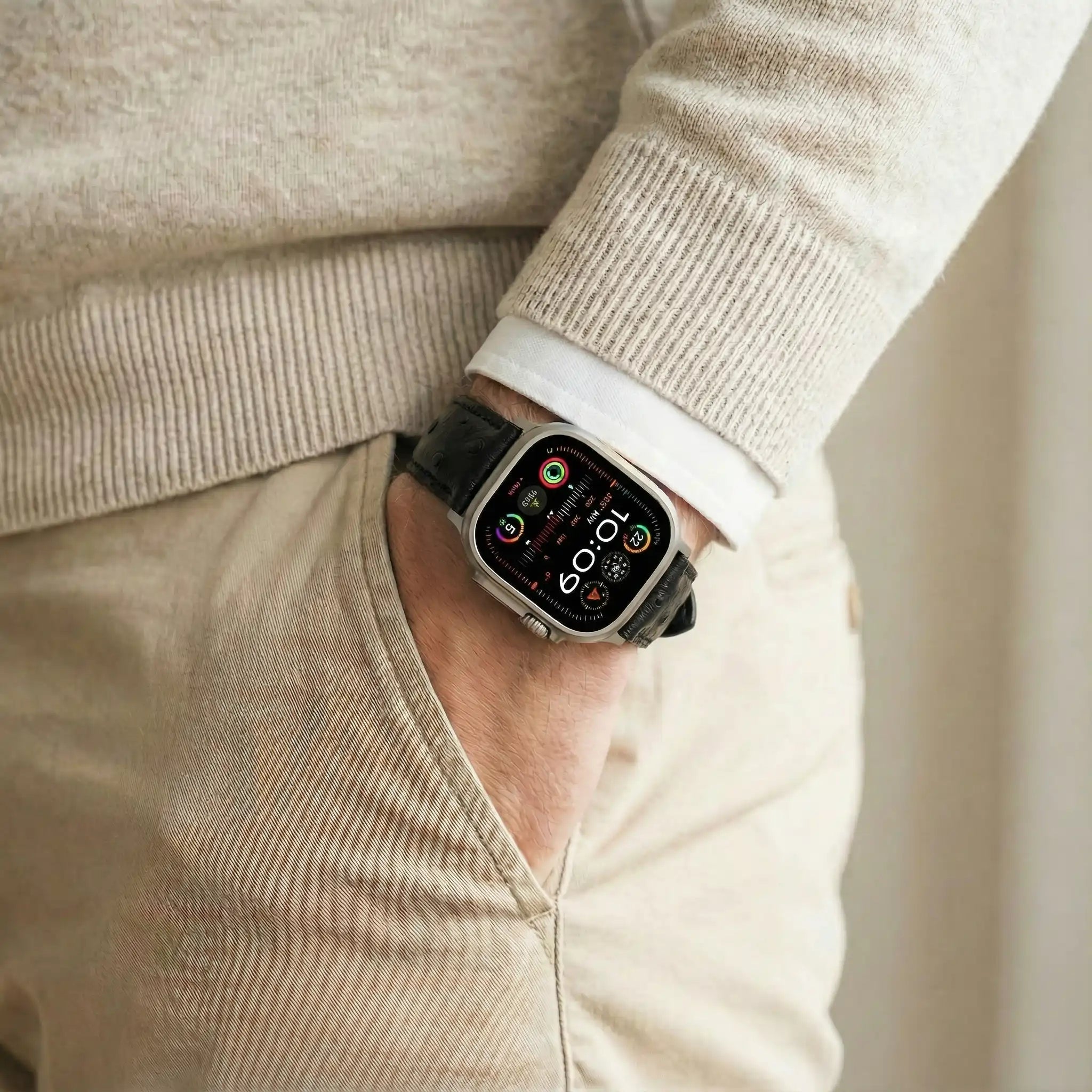 Schwarz / 46mm / Aluminium Silber
