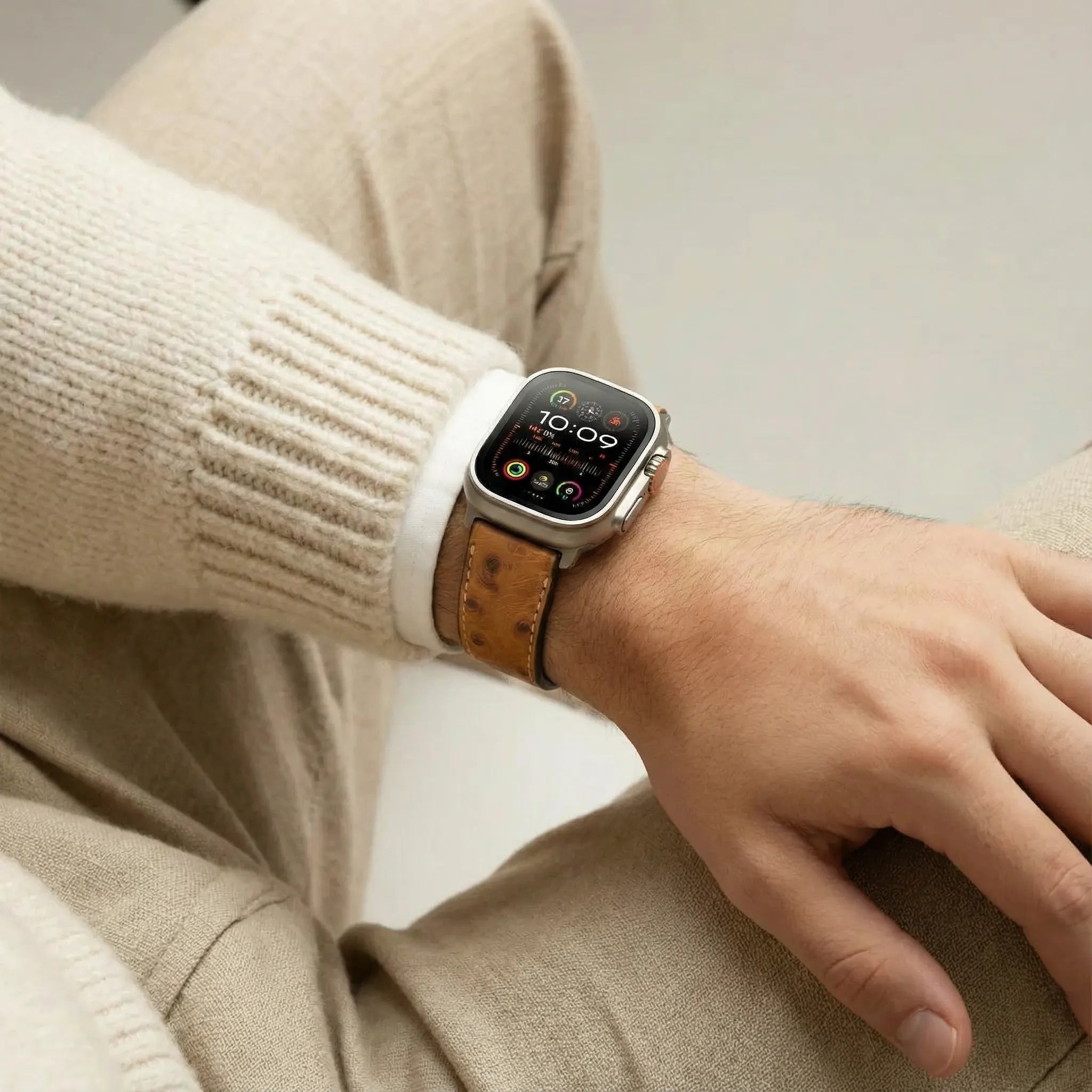 Braun / 46mm / Aluminium Silber